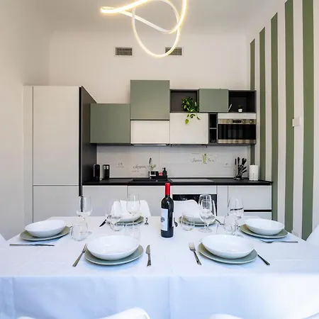 La Domus * Florença